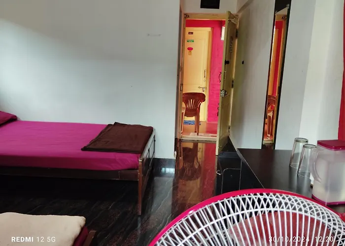 Vaishnavi Villa-Family Homestay-2Km From Bus Stand-WifiVilla